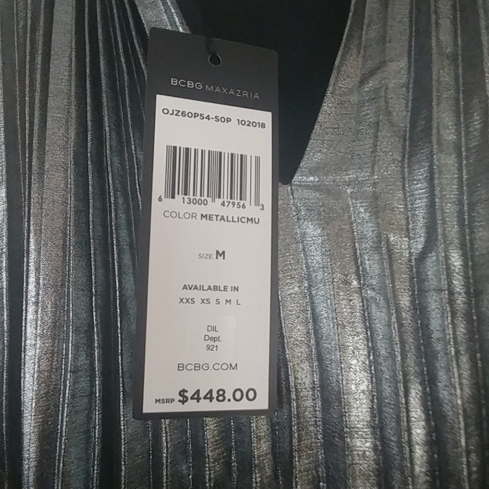 BCBG Metallic Color-blocked Pleated Gown - Picture 6 of 8